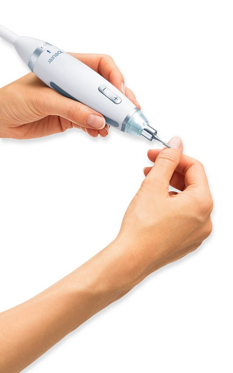 manikuro in pedikuro,
