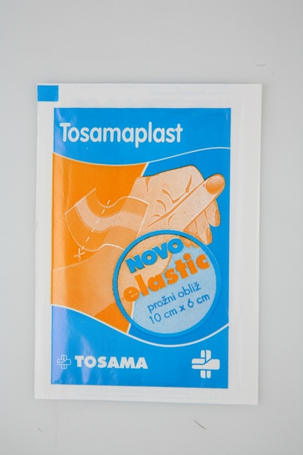 Picture of Obliž Tosamaplast prožni 10 cm X 6 cm, 1 kos
